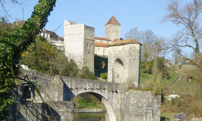 Puzzle Sauveterre de Béarn 64513