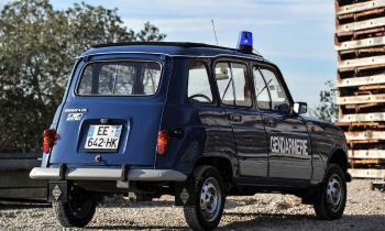 Puzzle 11944 - SIMPAR 4L GENDARMERIE 4X4