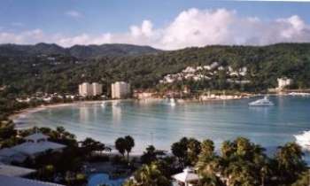 356 | La baie d'Ocho Rios - Vue de la baie d'Ocho Rios en Jamaïque