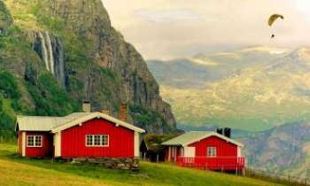 2157 | Châlets Norvégiens - Dans un cadre sublime où le sport est à l'honneur...un hâvre bienvenu ces châlets de couleur rouge, si typique de la Norvège.