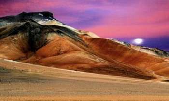 3141 | Désert - Bolivie - Le désert d'Uyuni en Bolivie, l'un des plus beaux du monde d'après les spécialistes.