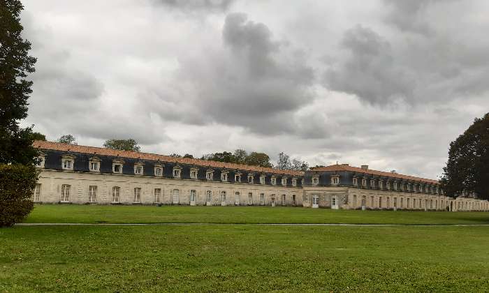 puzzle Corderie royale !!, D'une longueur de 374 mètres pour 8 mètres de largeur, la Corderie Royale est classée au titre des Monuments Historiques depuis 1967.
Rochefort (Charente-Maritime)