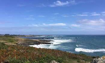 10369 | Promenade bretonne - La côte un jour d'hiver à l'île de Groix