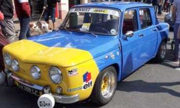 5684 | Renault - Voiture de collection !!