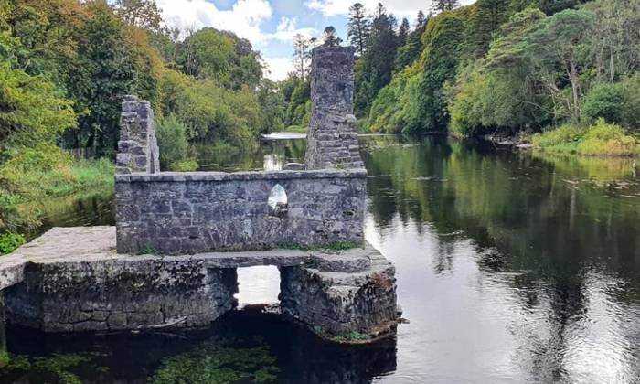 puzzle ruine sur l'eau, 