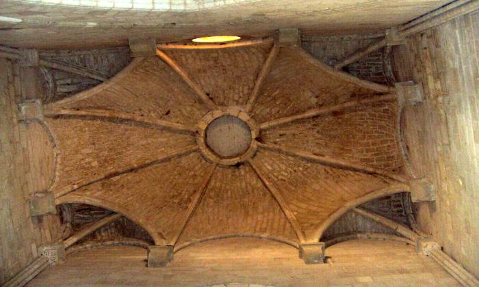 puzzle voûte de transept, voûte du transept de l'église St-Pierre de Soubise 17429