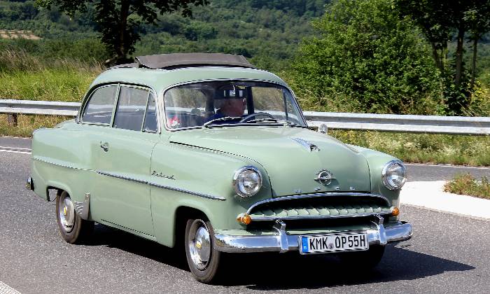 puzzle 1955 OPEL OLYMPIA REKORD, 1955 OPEL OLYMPIA REKORD