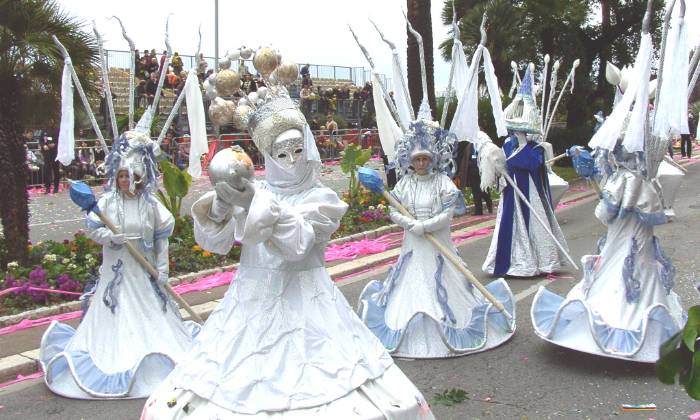 puzzle Corso Fleuri, Le Corso Fleuri à Nice 06088