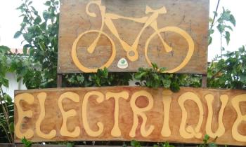 10469 | GARAGE VELO ELECTRIQUE - 