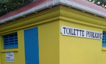 10584 | toilette publique - 