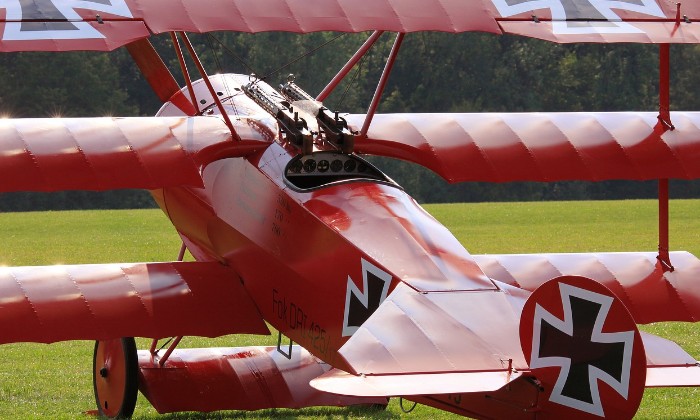 puzzle Triplan Fokker, Triplan Fokker de la guerre 14-18 sur lequel volait le fameux "baron rouge" à savoir le baron Von Richthofen