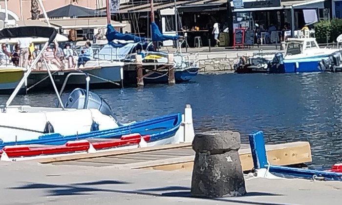 puzzle Barques, Barques amarrées