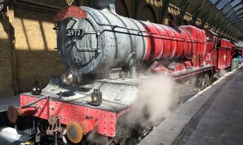 10724 | Le Poudlard express - Le Poudlard express ou en VO le Hogwarts express