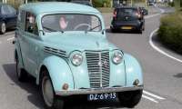 Puzzle 1958 Renault Dauphinoise