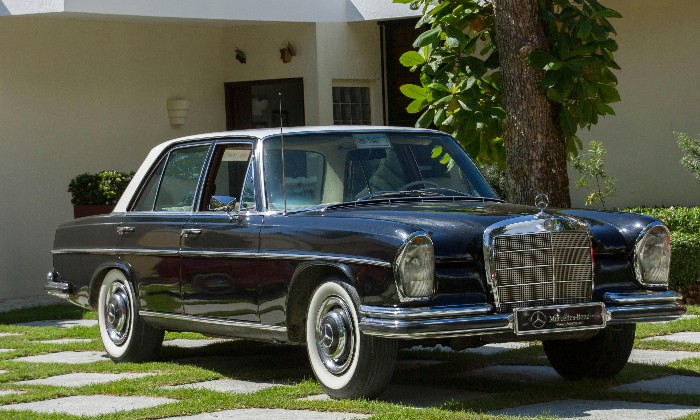 puzzle Mercedes 300 SEL, Elle est quasi dans un état "concours"